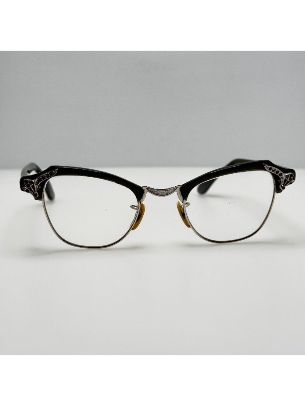 Bausch & Lomb B&L Eyeglasses Eye Glasses Frames 4 1/4 5 3/4 12k GF 22-46